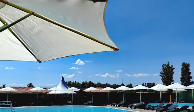 Natura Resorts