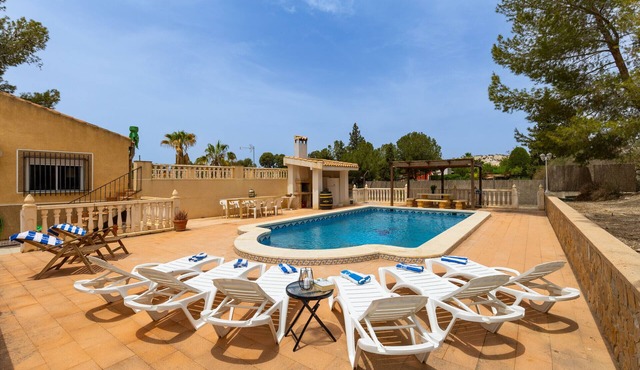 Nature Alive Villa by Fidalsa