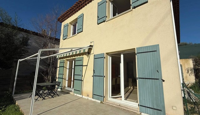 Nature and Mediterranean ambience near Valbonne