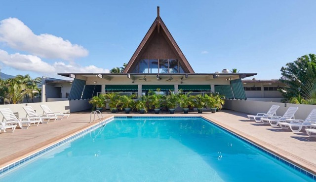 Nature Awaits You! Amazing Unit, Pool, Restaurant, Gym