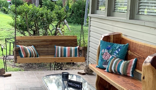 Nature Coast Inn and Cottages