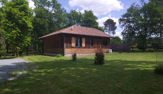 NATURE COTTAGE