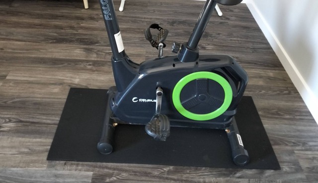 Nature Filled Modern Yet Close to Country Victoria