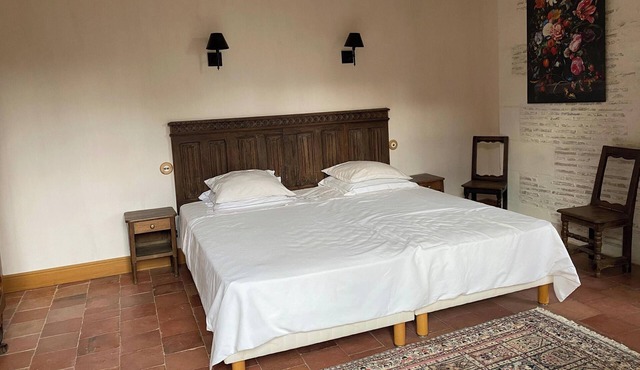 Nature immersion just 3 minutes from Tours