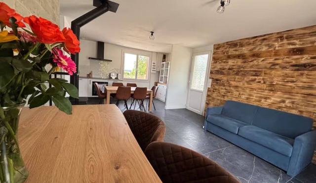 Nature & jacuzzi, near Sancerre, Guedelon, Lac de Bourdon, St Fargeau, Pouilly