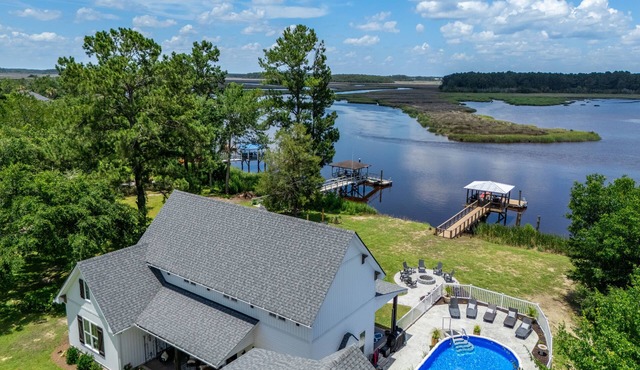 Nature Lovers Escape Waterfront Pool Dock Sunsets Fishing Kayaking Savannah