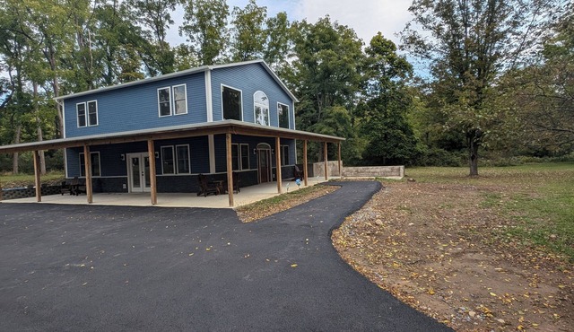 Nature Lover’s Hideaway: Family and Pet-Friendly Retreat in the Heart of Naples