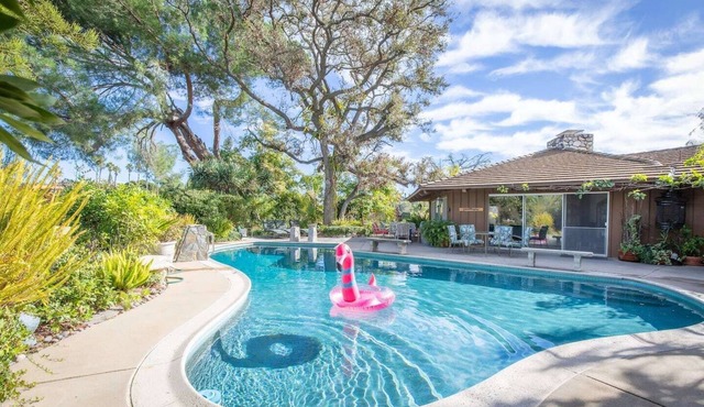 Nature lovers Wellness home ~ The Emerald Bungalow