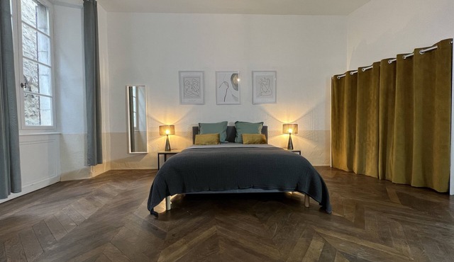 Nature & Medieval, luxury apartment T4 140m² between friends and family