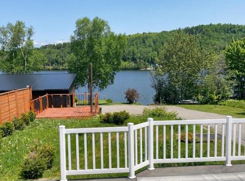Nature Pool Table & Water Access - Le Highland