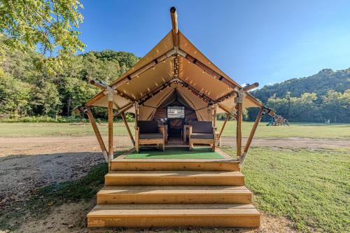 Nature Retreat Cozy tentHVACSpa Bath