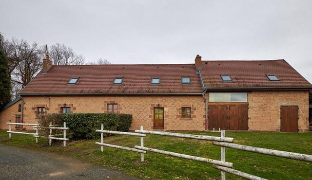 Nature Retreat at Estate with Pets, Pool & Garden