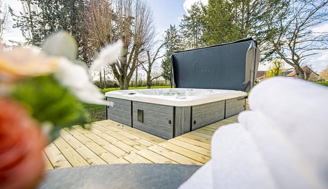 Nature Retreat in Vineyard with SPA