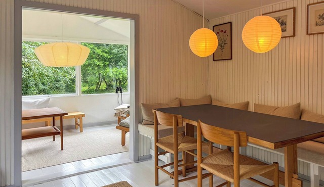 Nature-rich 60s holiday home by Isefjord