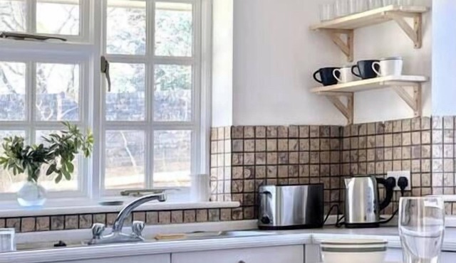 Nature's Nook 2 Bed Cottage