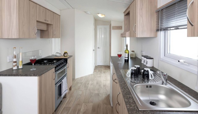 NATURE'S NOOK - BILLING AQUADROME in Billing Aquadrome Holiday Park