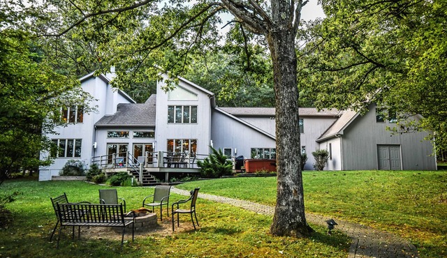 Nature's Retreat | Private Dock, Community Pool!