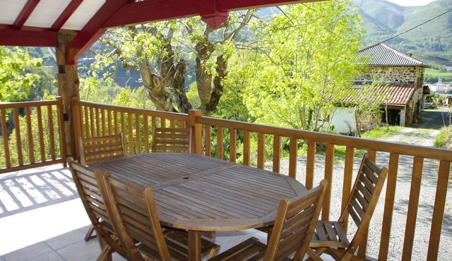 Nature vacation in a 17th century stone barn.