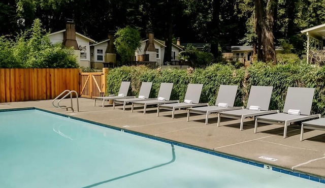 Nature’s Haven! Outdoor Pool, Free Parking, Near Sunset Beach County Park