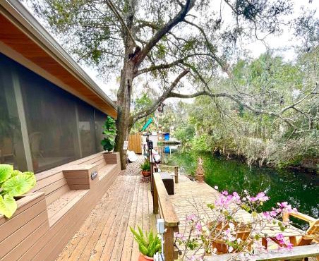 Natures Nest Waterfront