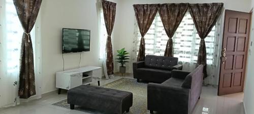 Nausha Homestay Mus-lim ONLY