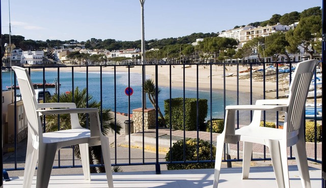 NAUTIC- seafront apartment in Llafranc-Costa Brava