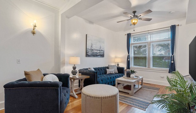 Nautical Lover's Apartment in Syracuse!