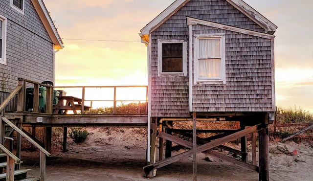 Nautical Nook - Beachfront Vacation Rental