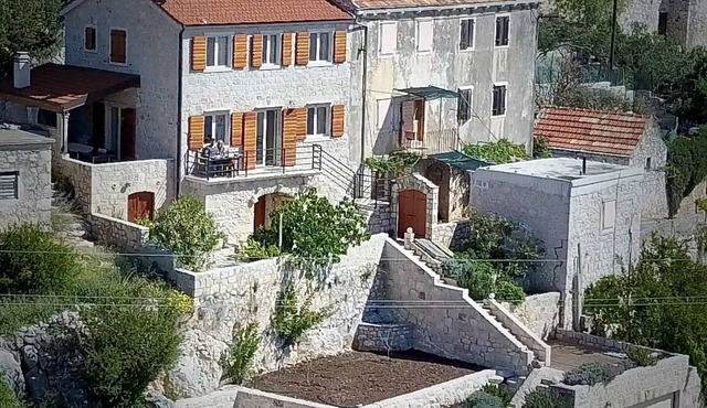 Nautilus-Bay Stonehouse - Luxurious stonehouse in old village Zavala, sleeps 7