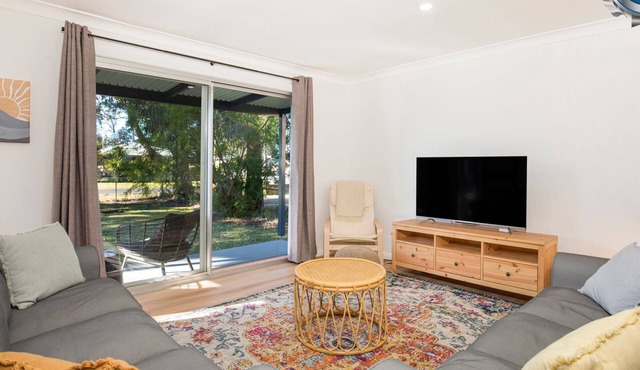 Nautilus - Pet Friendly - 5 Mins Walk to Bay