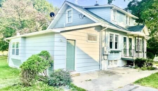 Nauvoo Area Arts and Crafts Upstairs Apt. Sleeps 6