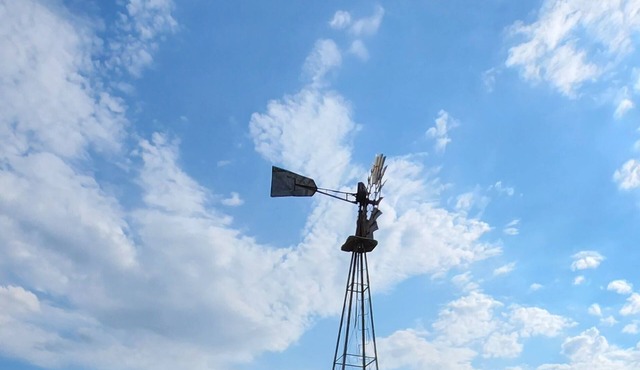Nauvoo Windmill Farmhouse 10-12 people