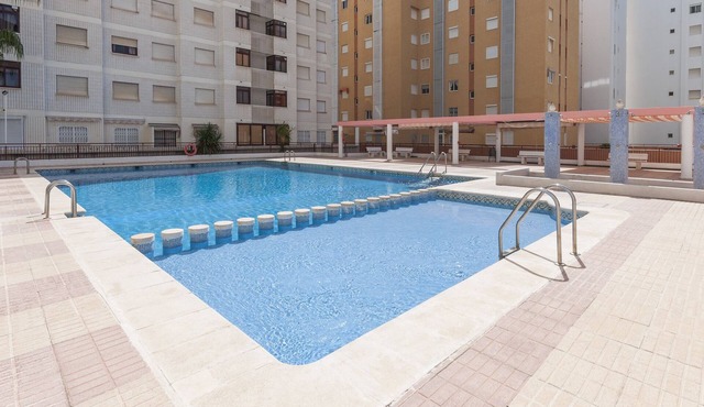 NAVEGANTE - Apartment with shared pool in Playa de Gandia.