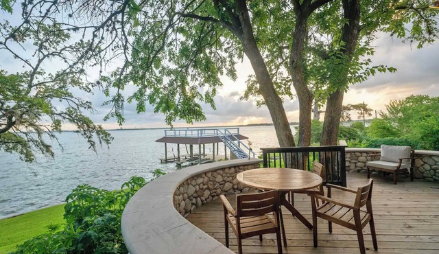 Navigate Stays one-of-a-kind Waterfront Retreat