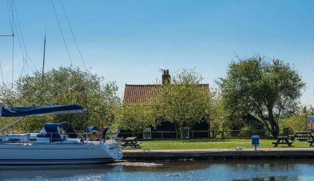 Navigation Cottage on the Historic Sea Lock overlooking the Nature Reserve