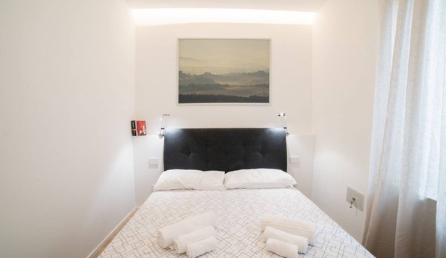 Navigli-Centro-Università, Amazing New Apartment