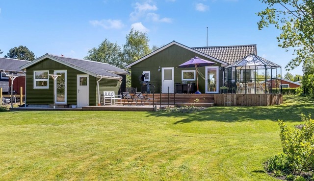 "Naya" - 500m from the sea by Interhome