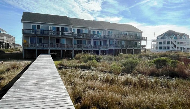 NC 12 56358-7 SW Condo