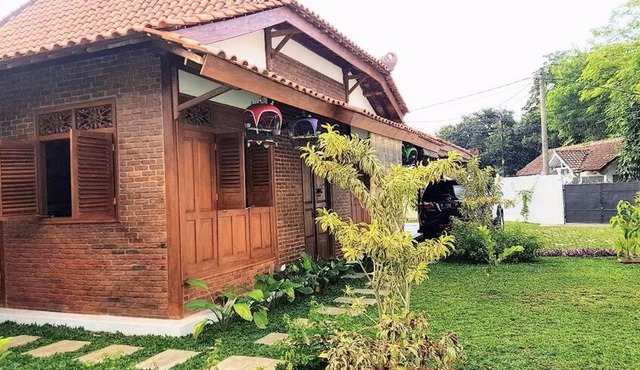 nDalem Julang Bogor - Javanese House 2Bedroom