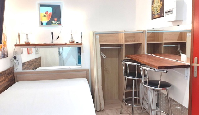 (N°07) Nice quiet studio with free private parking