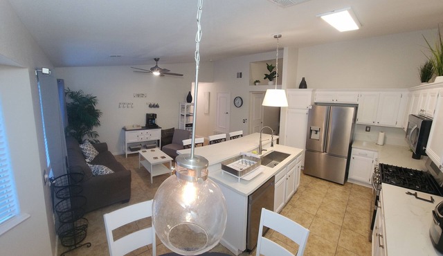 nDesert Escape – Serenity and Security at Silverwood