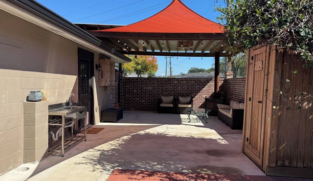 nDularge Fishing Hideaway!nFamily and Pet friendly