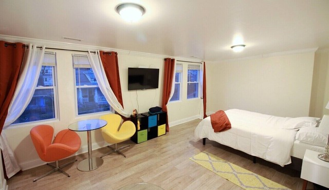 NE 1 Bedroom Style & Comfort Minutes to DC