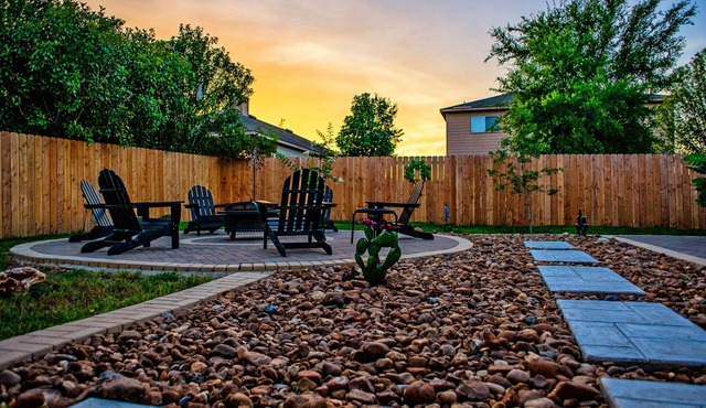 NE SA Retreat | Fire Pit Patio Family Fun