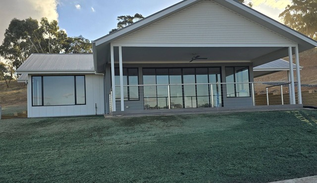 Neagles Retreat Villa 5 - 1 bedroom plus a sofa bed