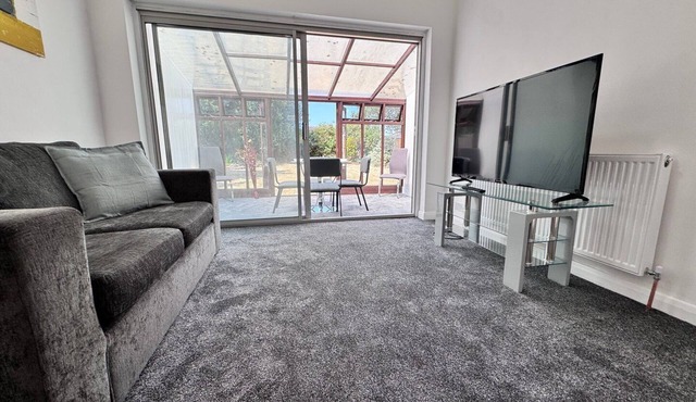 Near Airport Fully Detached House