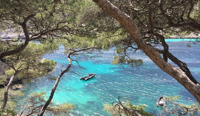 Near Aix en Provence, Bastide with exceptional panorama