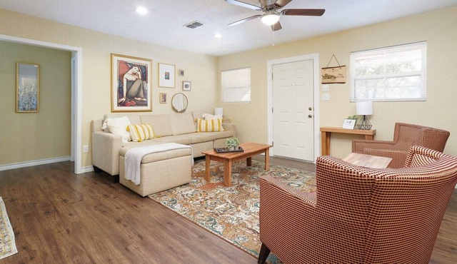 Near Alamo & San Pedro Springs-Woodland Wanderlust