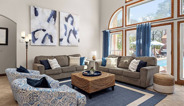 Near Beach & Golf! Sleep 26-Basketball Court-Game Room-Pool