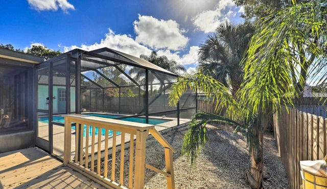 Near Beaches & Dining: Palm Harbor Gem w/Pool